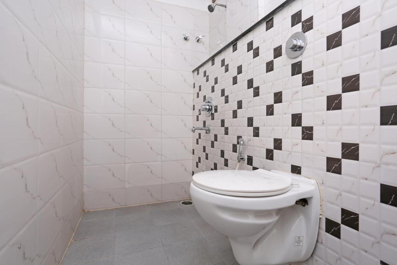 Oyo 6447 Samasth Rooms And Suites Mysore Bagian luar foto