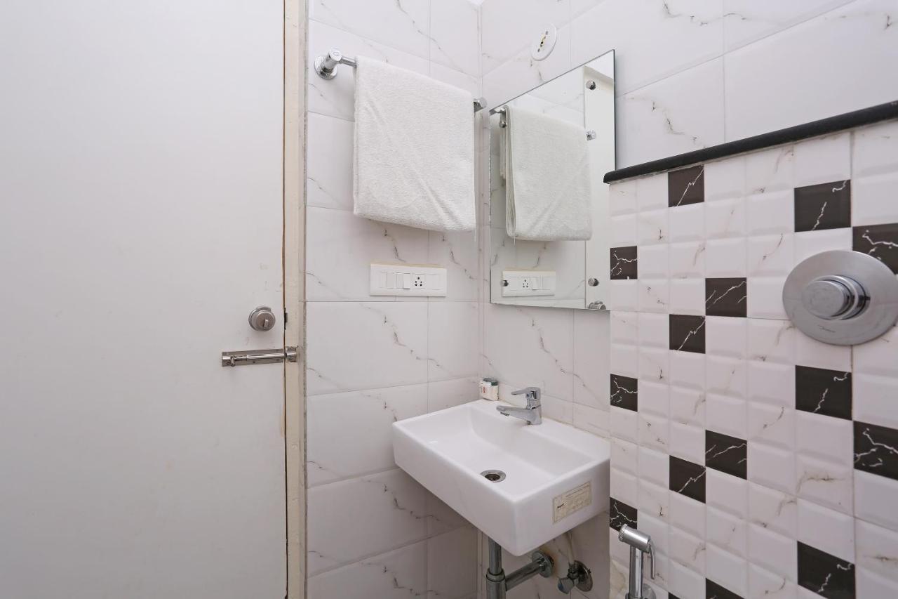 Oyo 6447 Samasth Rooms And Suites Mysore Bagian luar foto